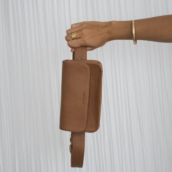 Gorgeous MANDRN leather belt bag only used twice in great condition. - Picture 2 of 2